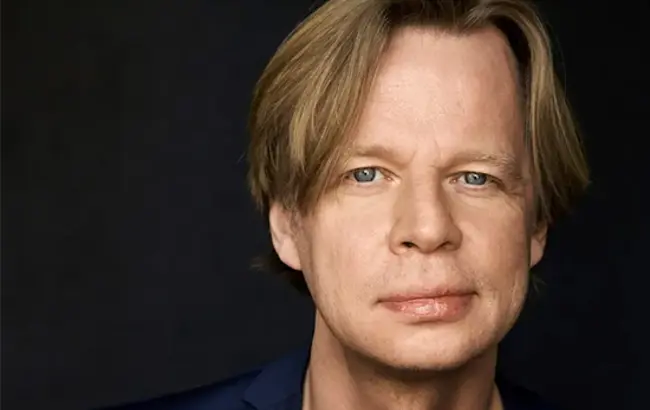 550X350 Hvilken Verden Venter
